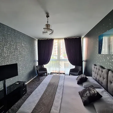Inci House מלון דירות